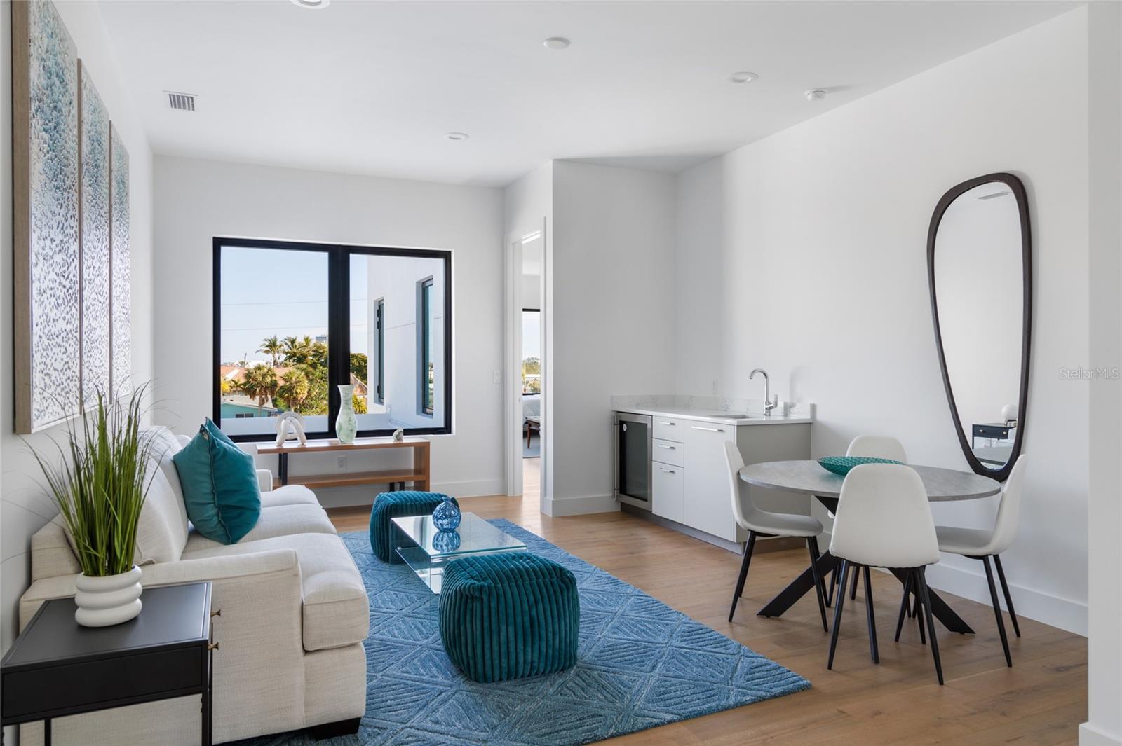 A4676921 Property Photo