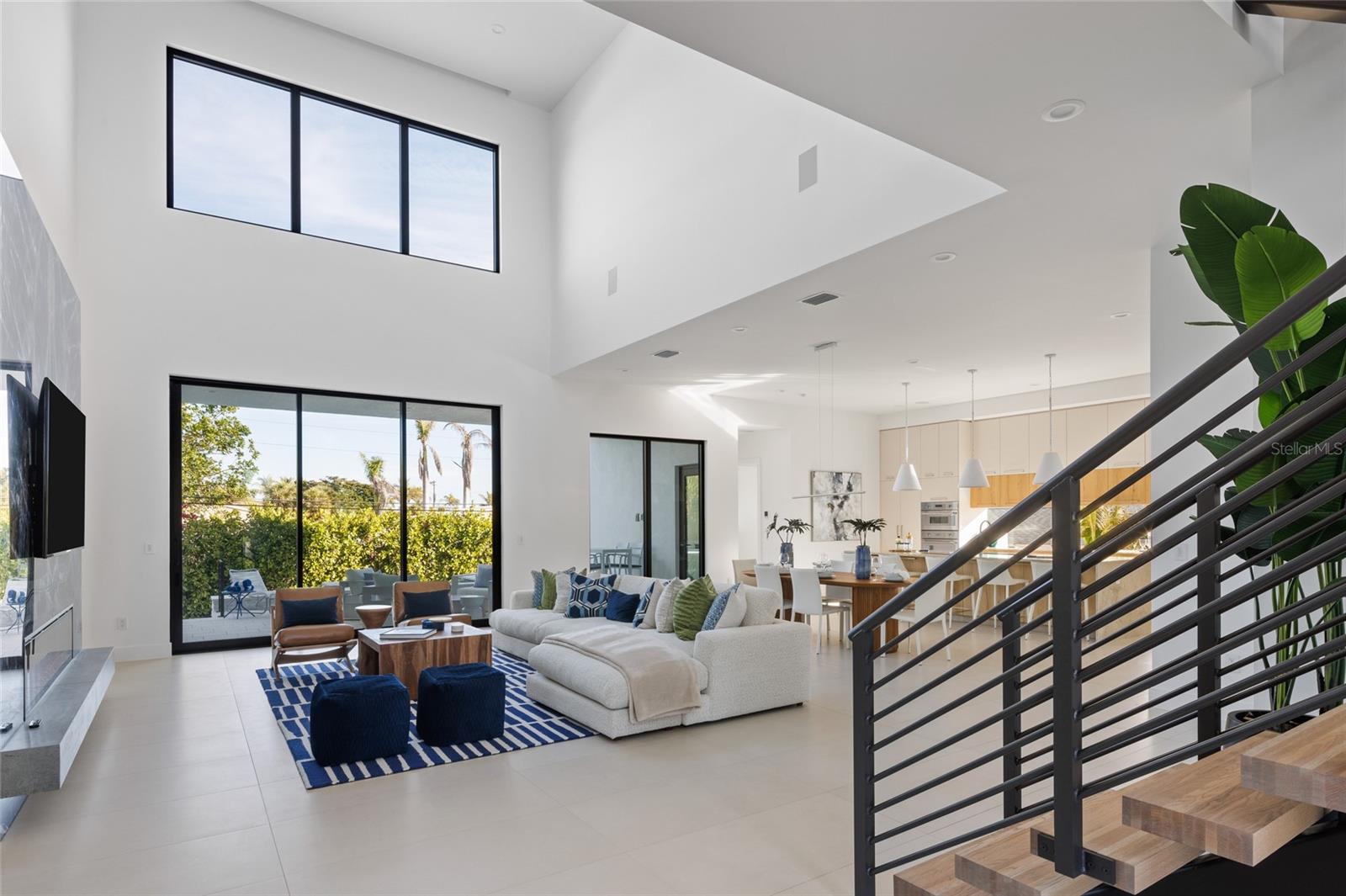 A4676921 Property Photo