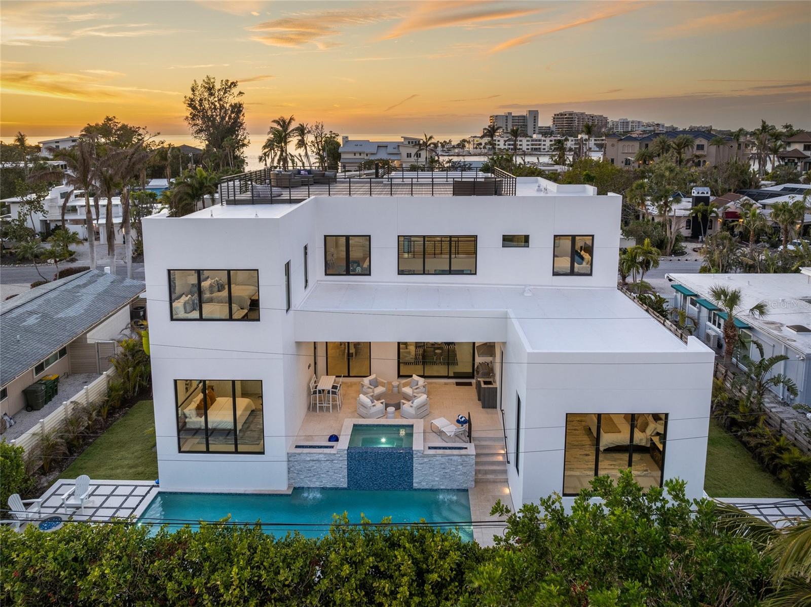 A4676921 Property Photo