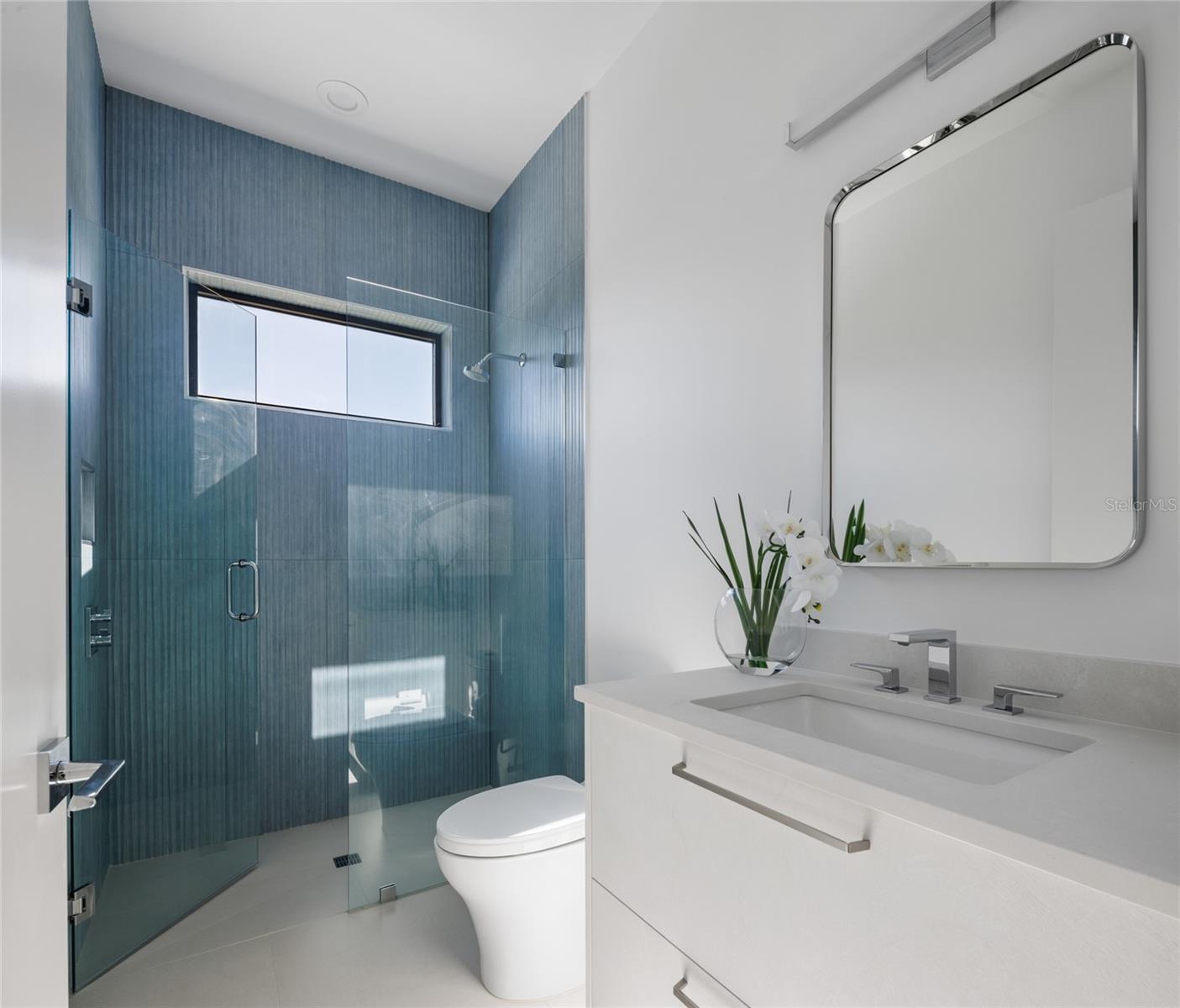 A4676921 Property Photo