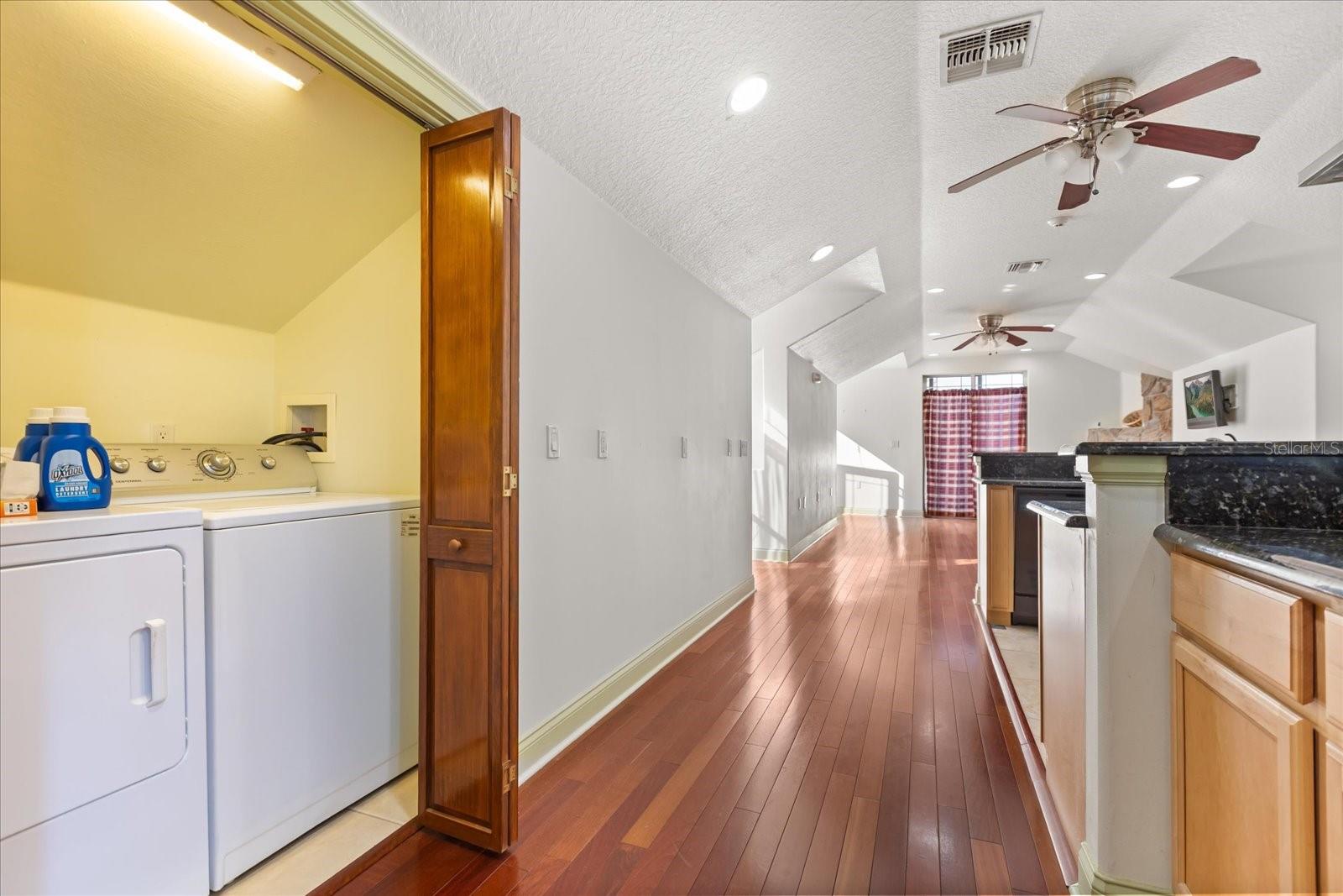 O6371035 Property Photo