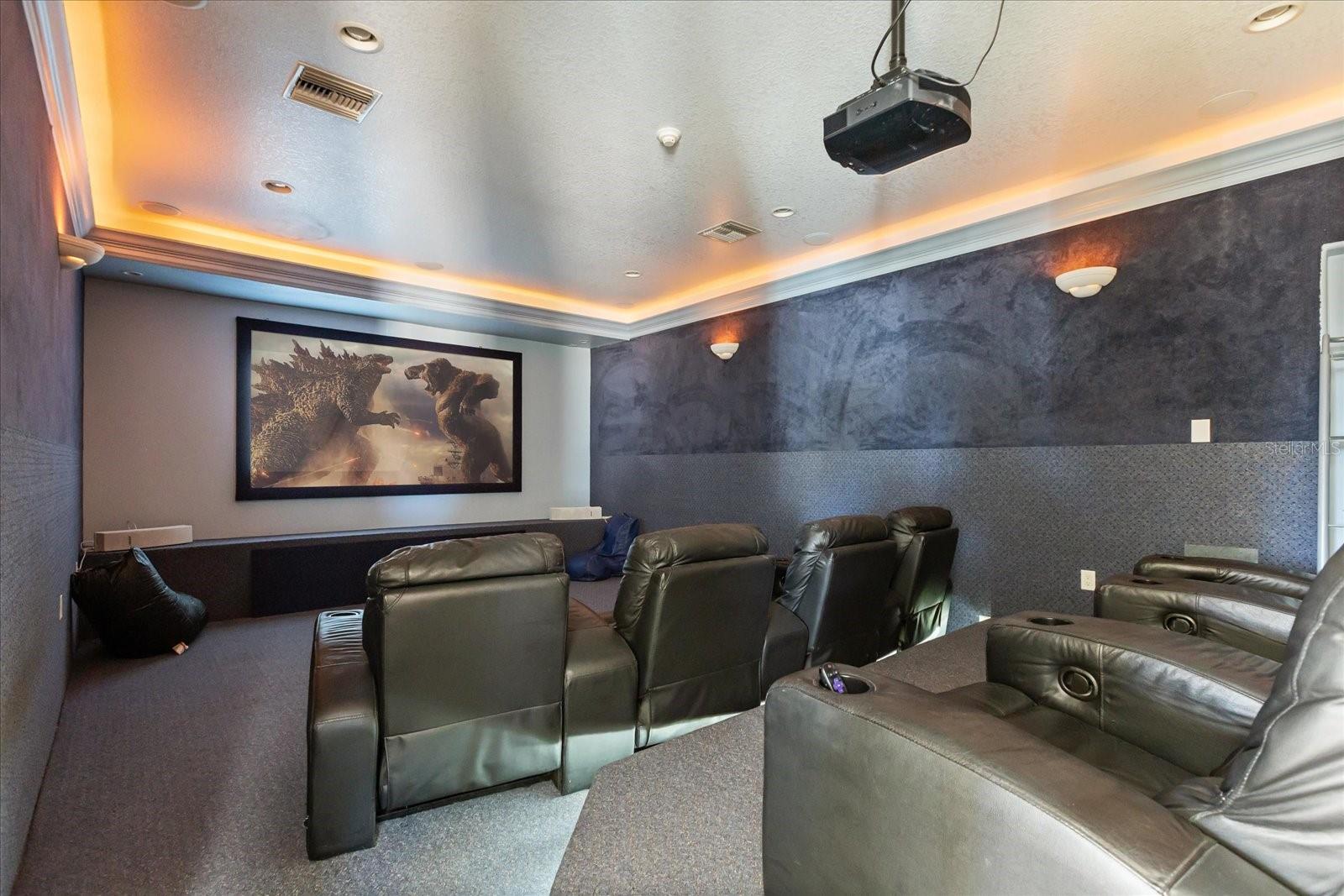 O6371035 Property Photo