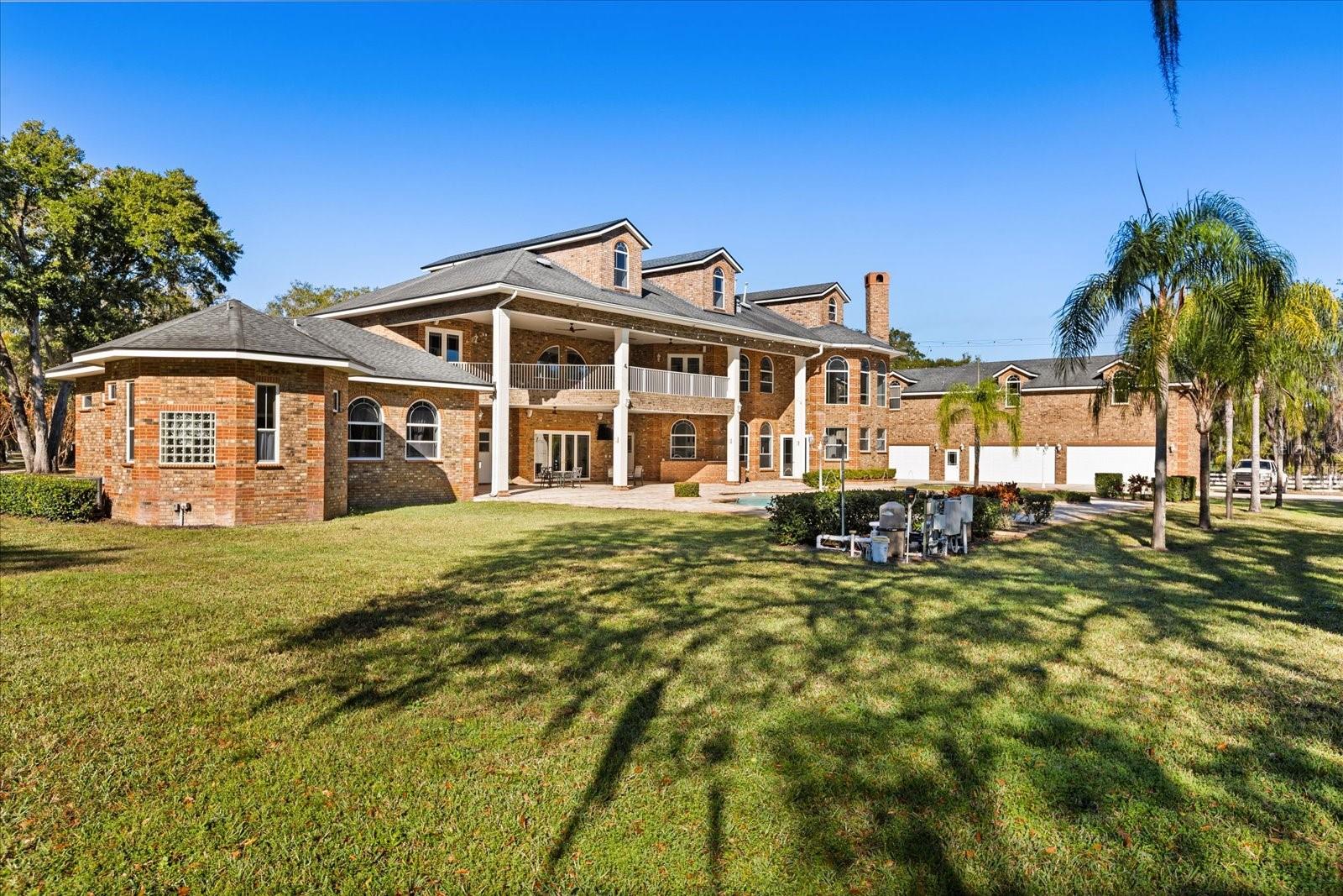 O6371035 Property Photo