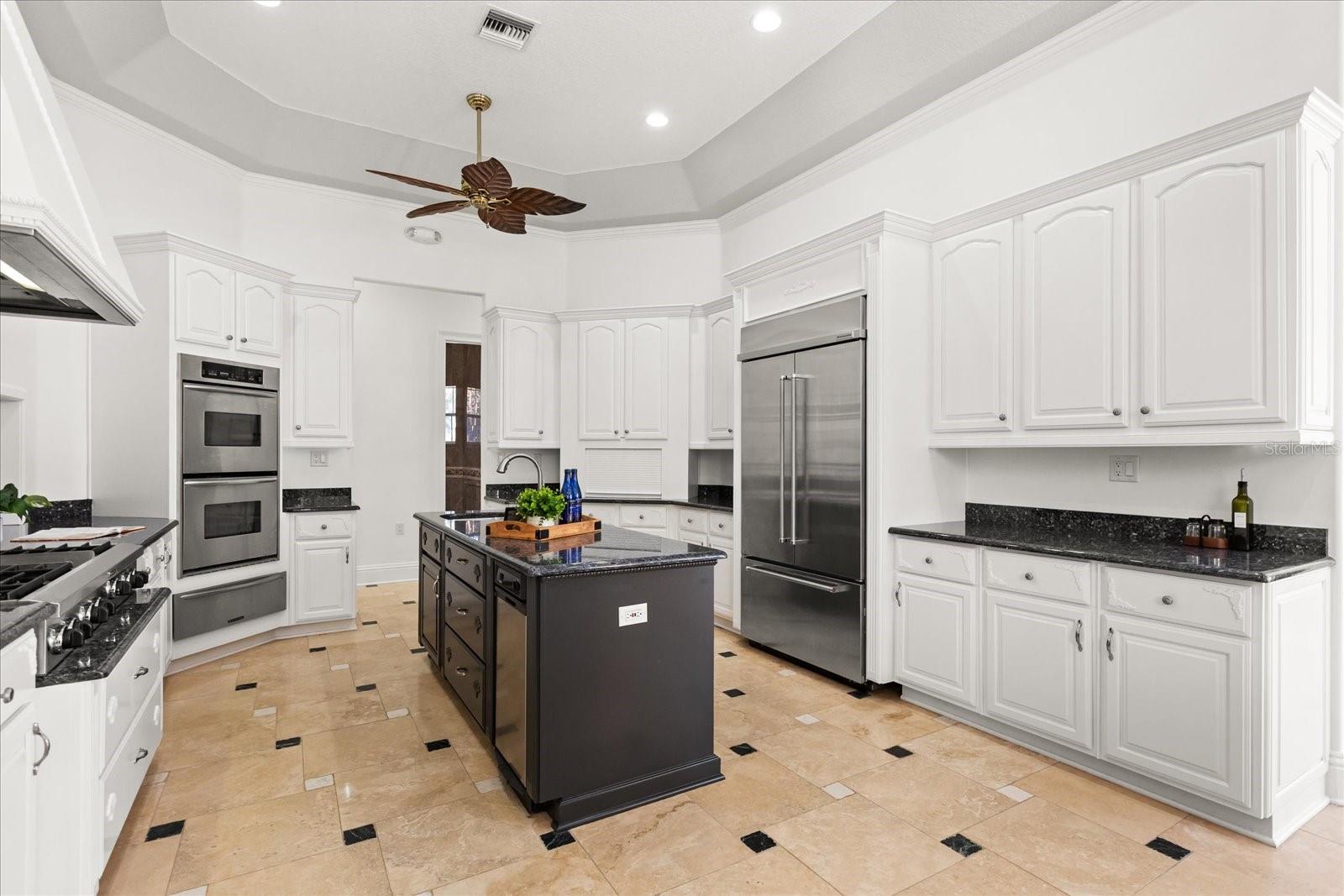 O6371035 Property Photo