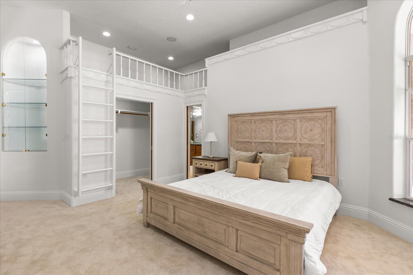 O6371035 Property Photo