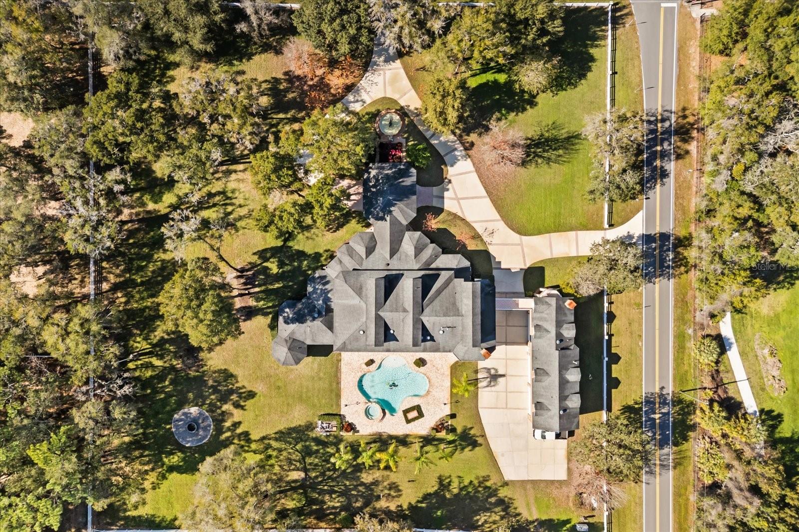 O6371035 Property Photo