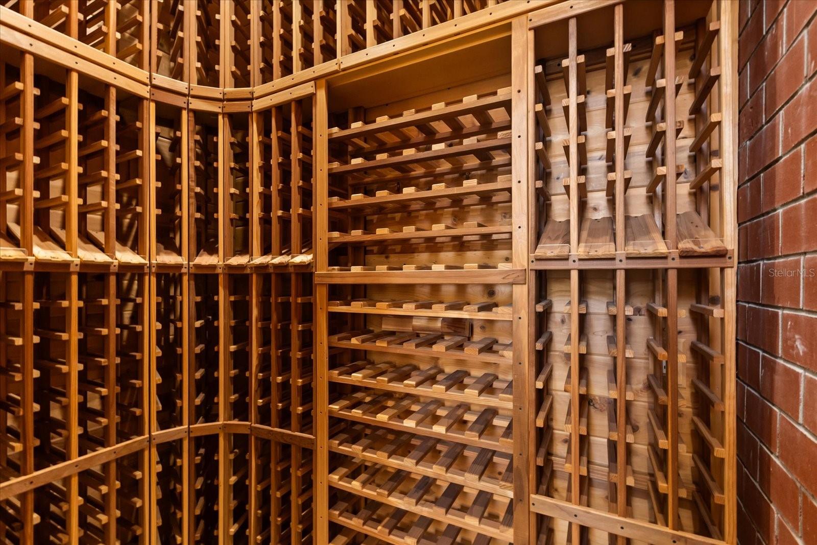 O6371035 Property Photo