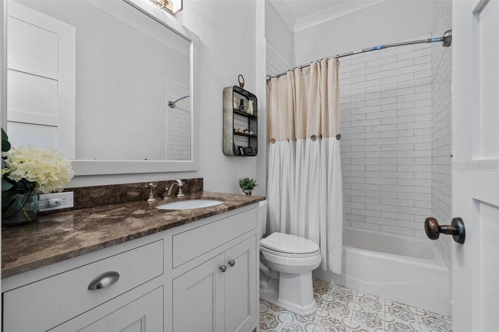 A4676955 Property Photo