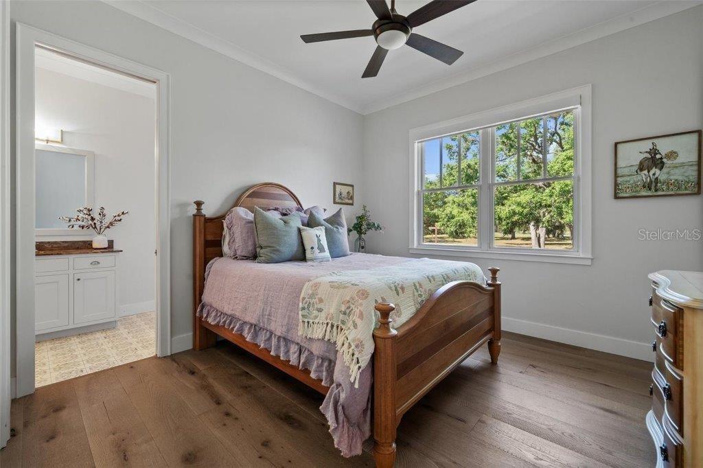 A4676955 Property Photo