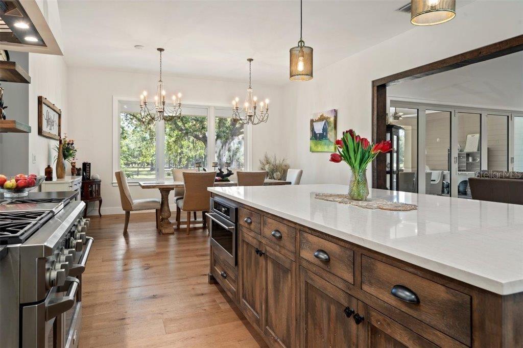 A4676955 Property Photo