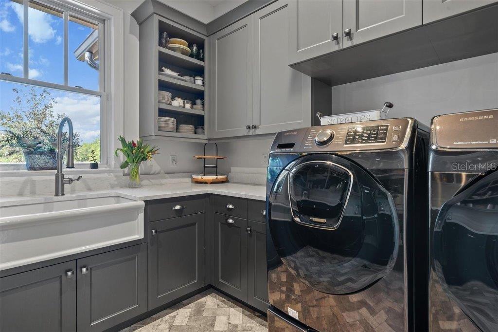 A4676955 Property Photo