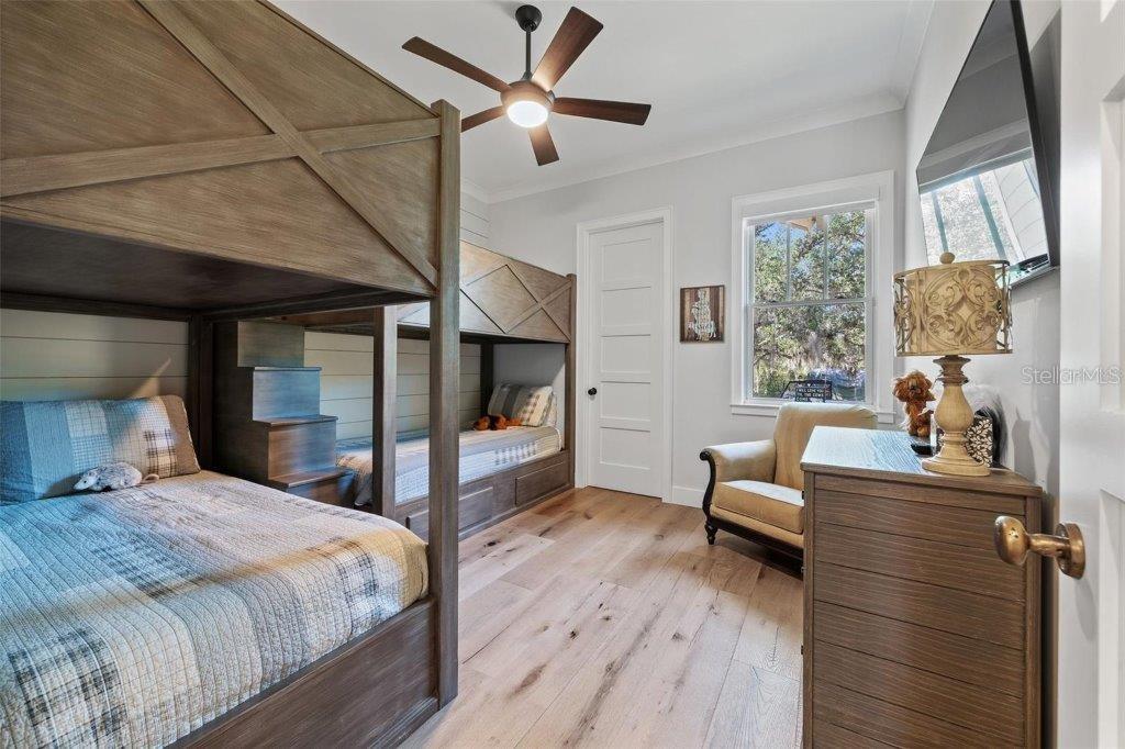 A4676955 Property Photo