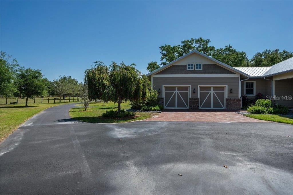 A4676955 Property Photo