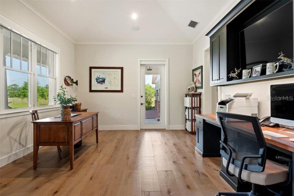 A4676955 Property Photo