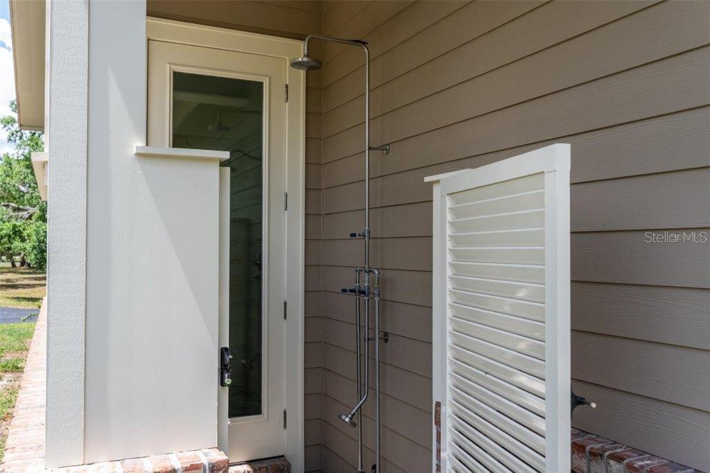 A4676955 Property Photo