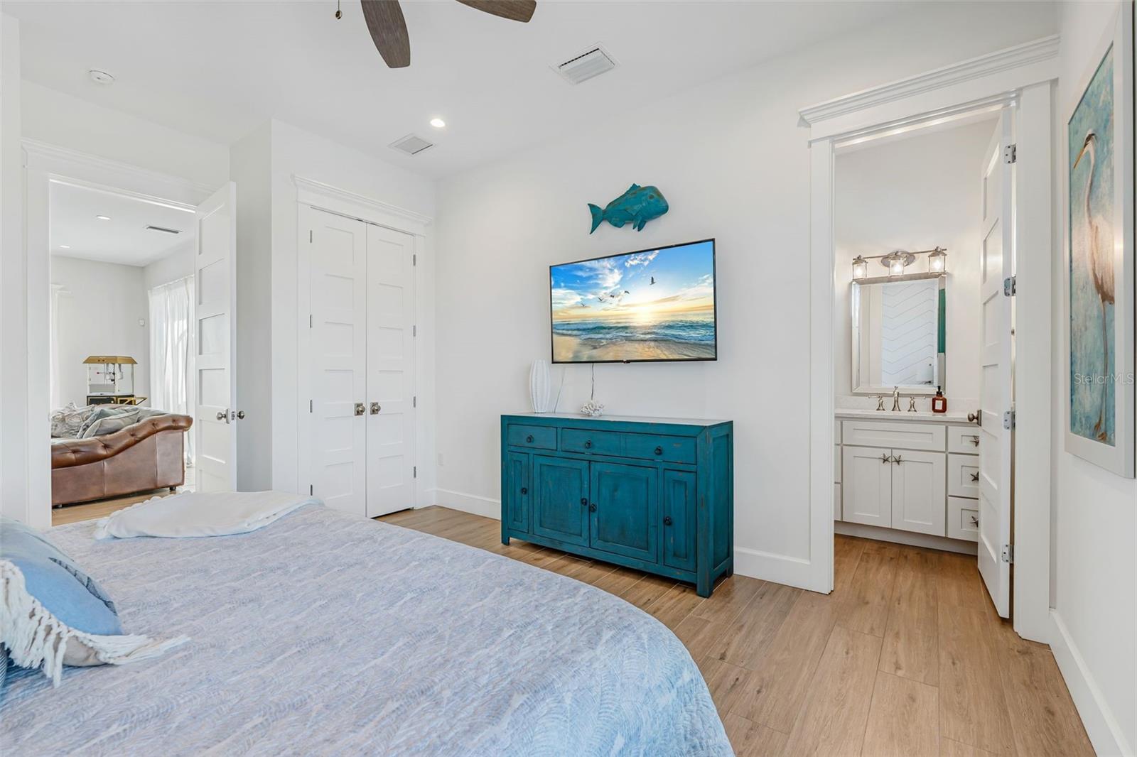 A4676956 Property Photo