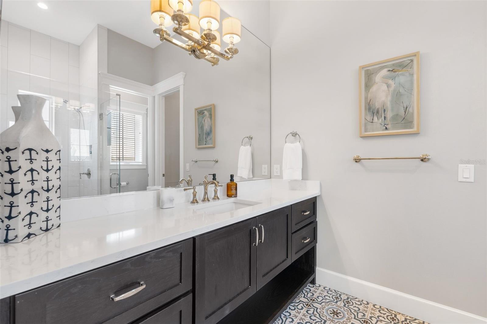 A4676956 Property Photo