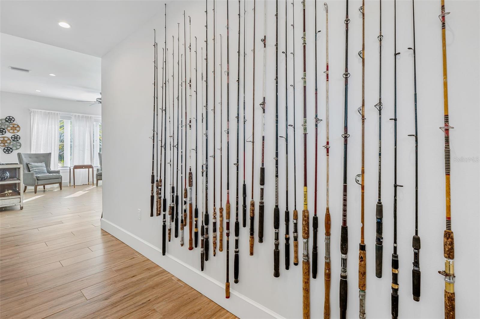 A4676956 Property Photo