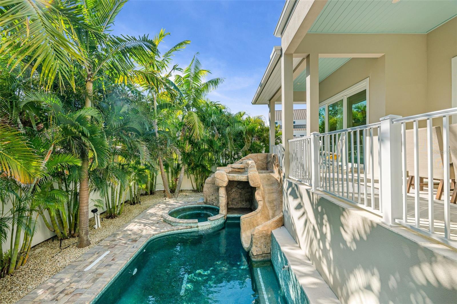 A4676956 Property Photo