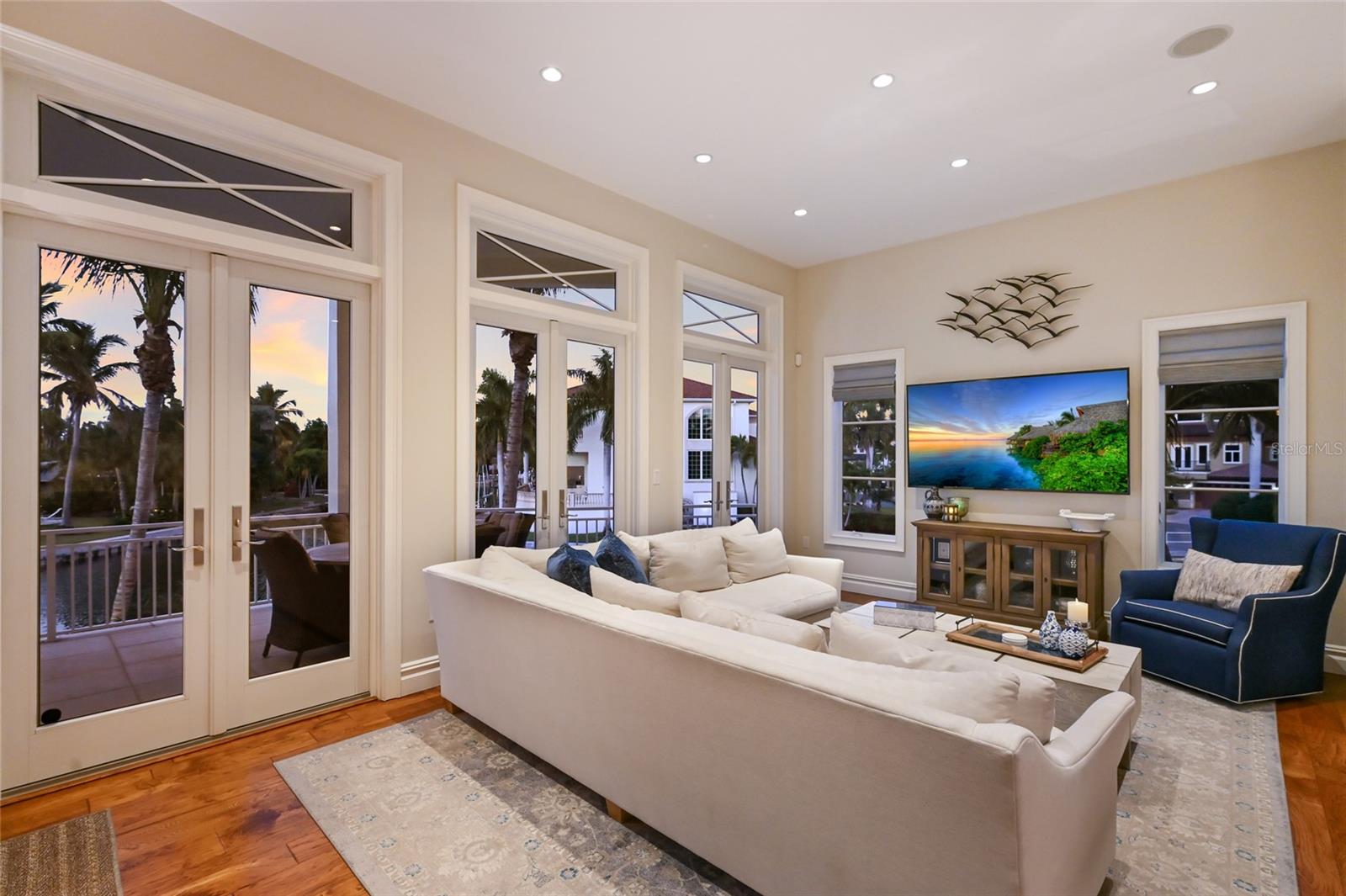 A4676958 Property Photo