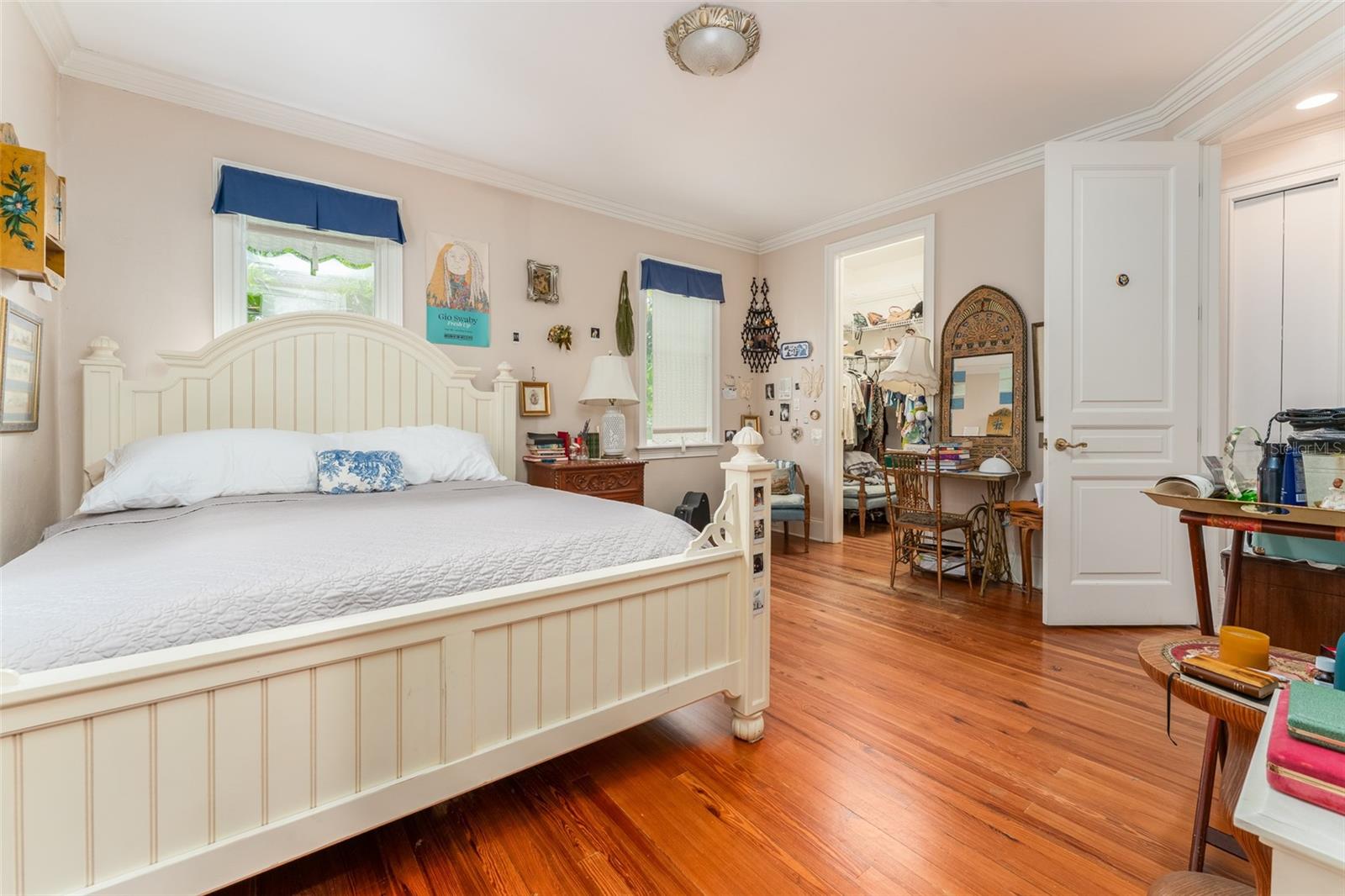 TB8461093 Property Photo