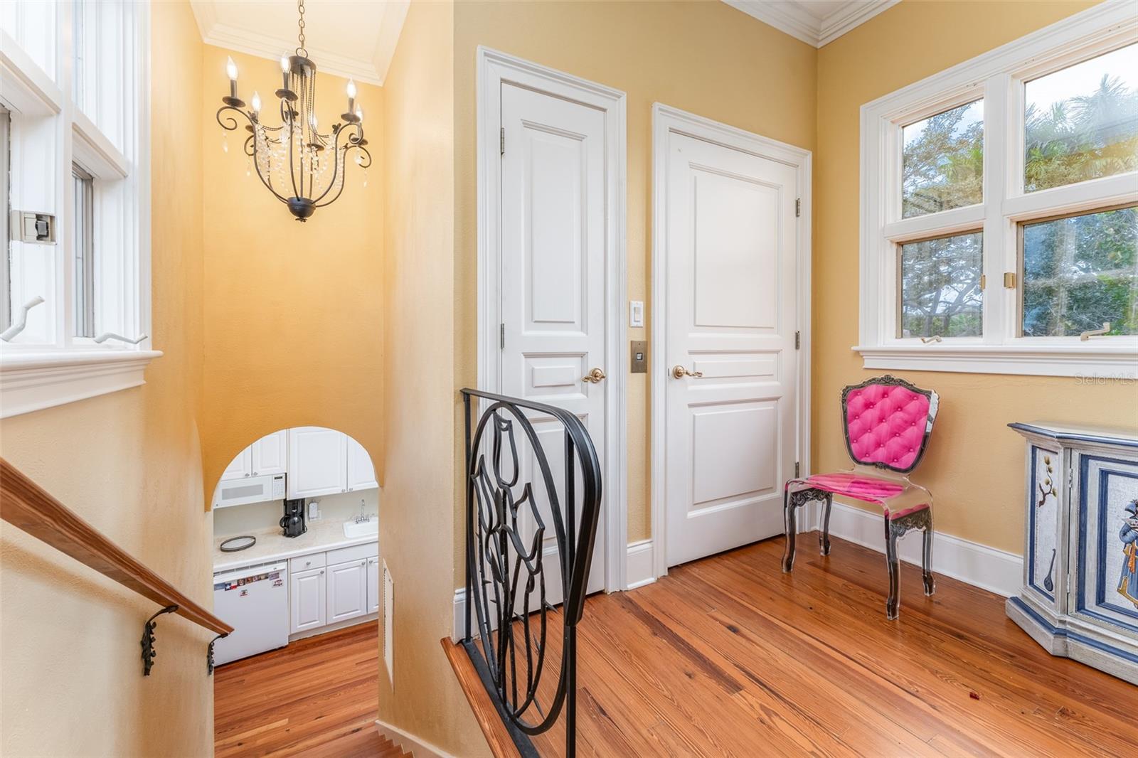 TB8461093 Property Photo