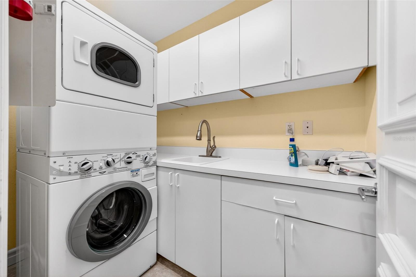 A4676977 Property Photo