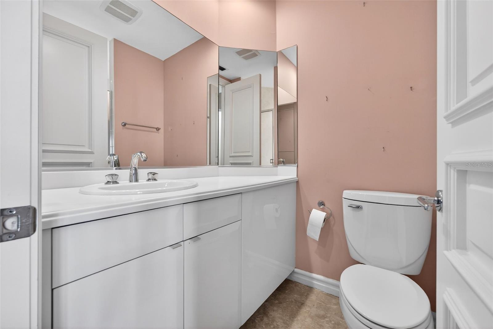 A4676977 Property Photo