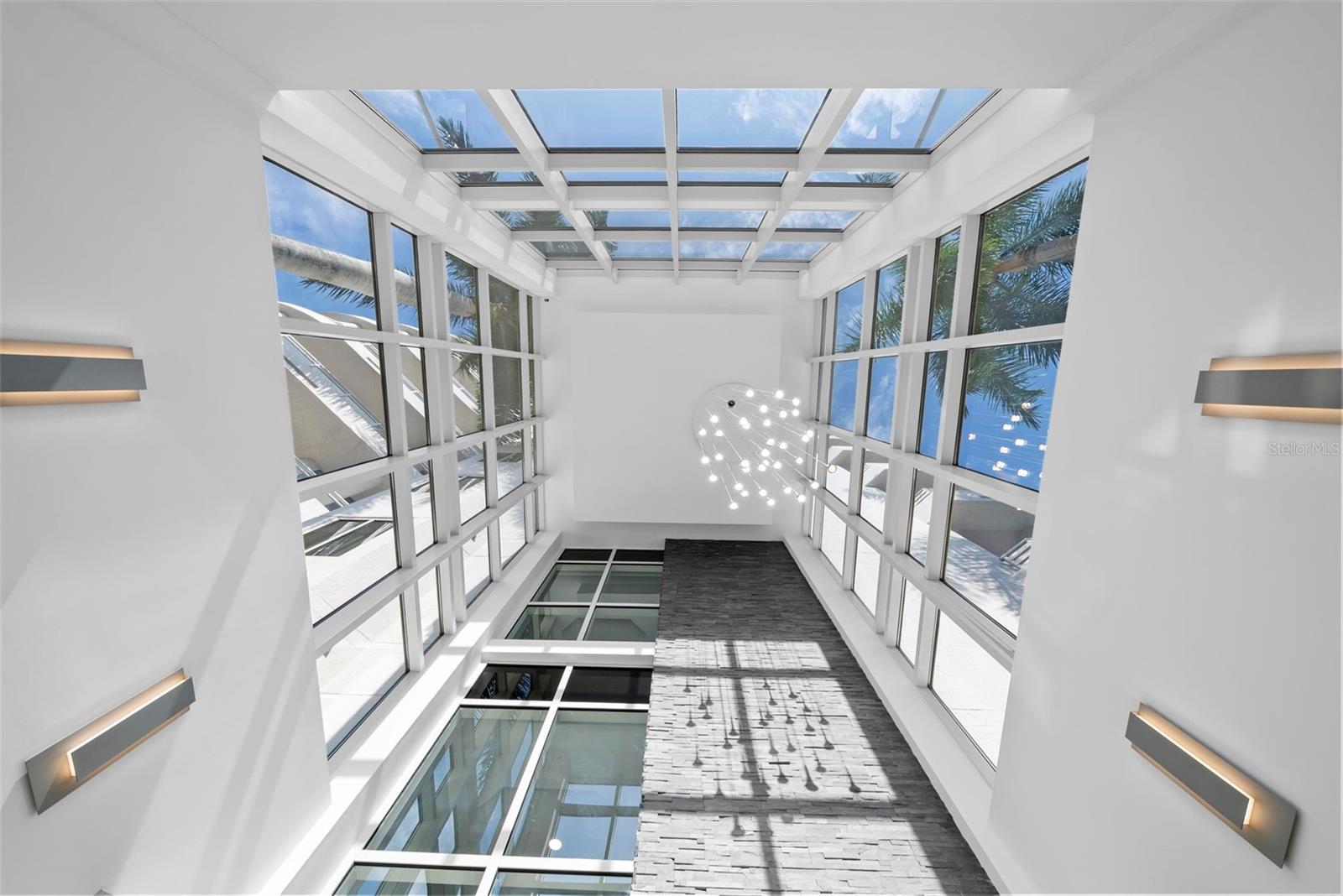 A4676977 Property Photo