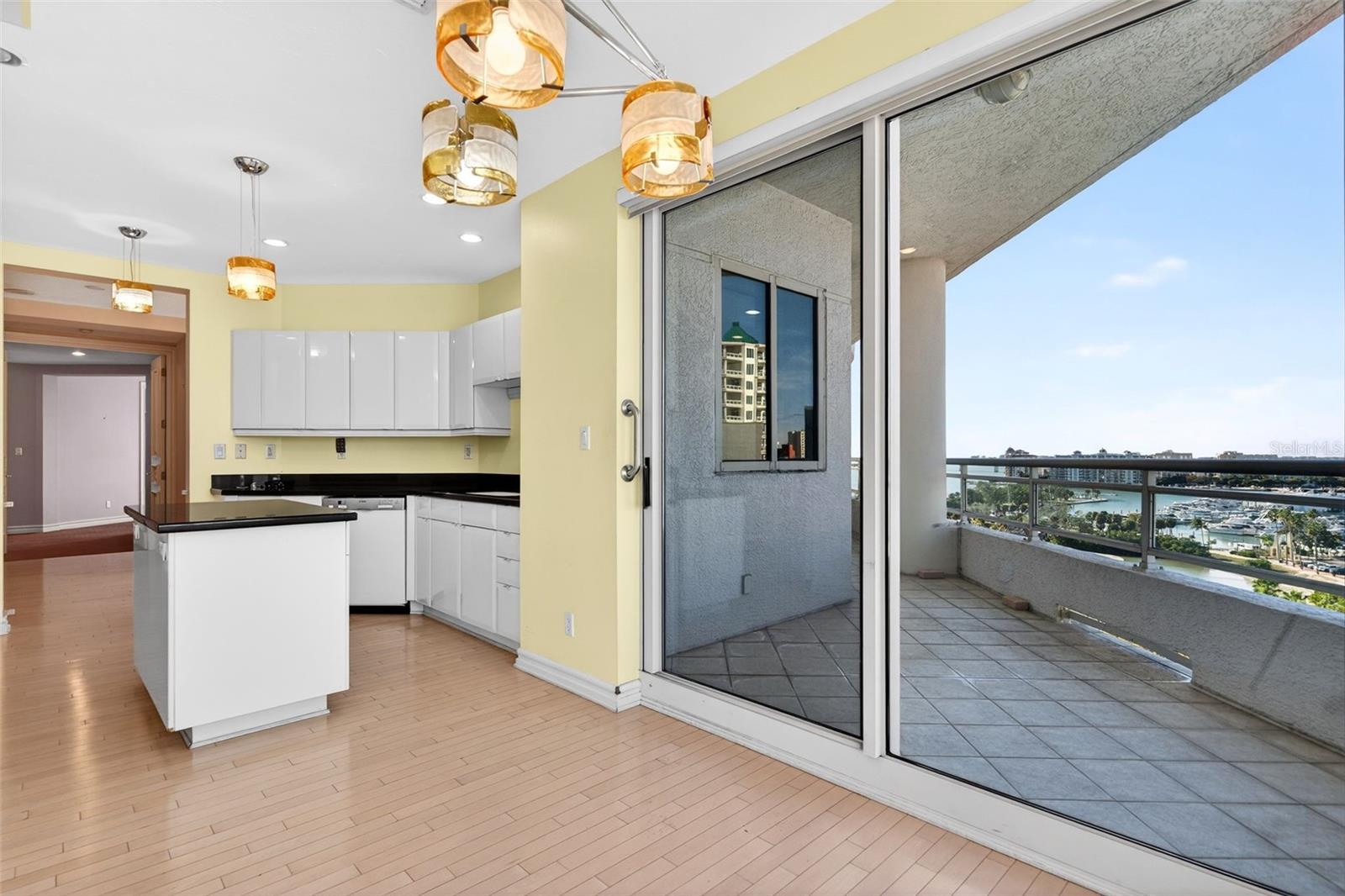 A4676977 Property Photo