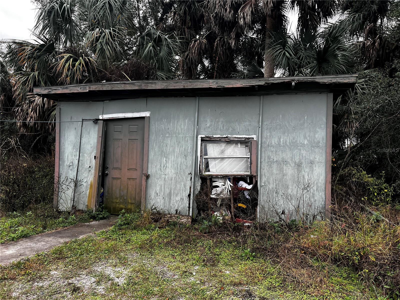 TB8461184 Property Photo