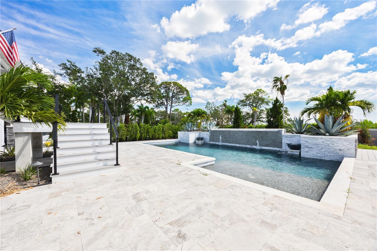 TB8461208 Property Photo