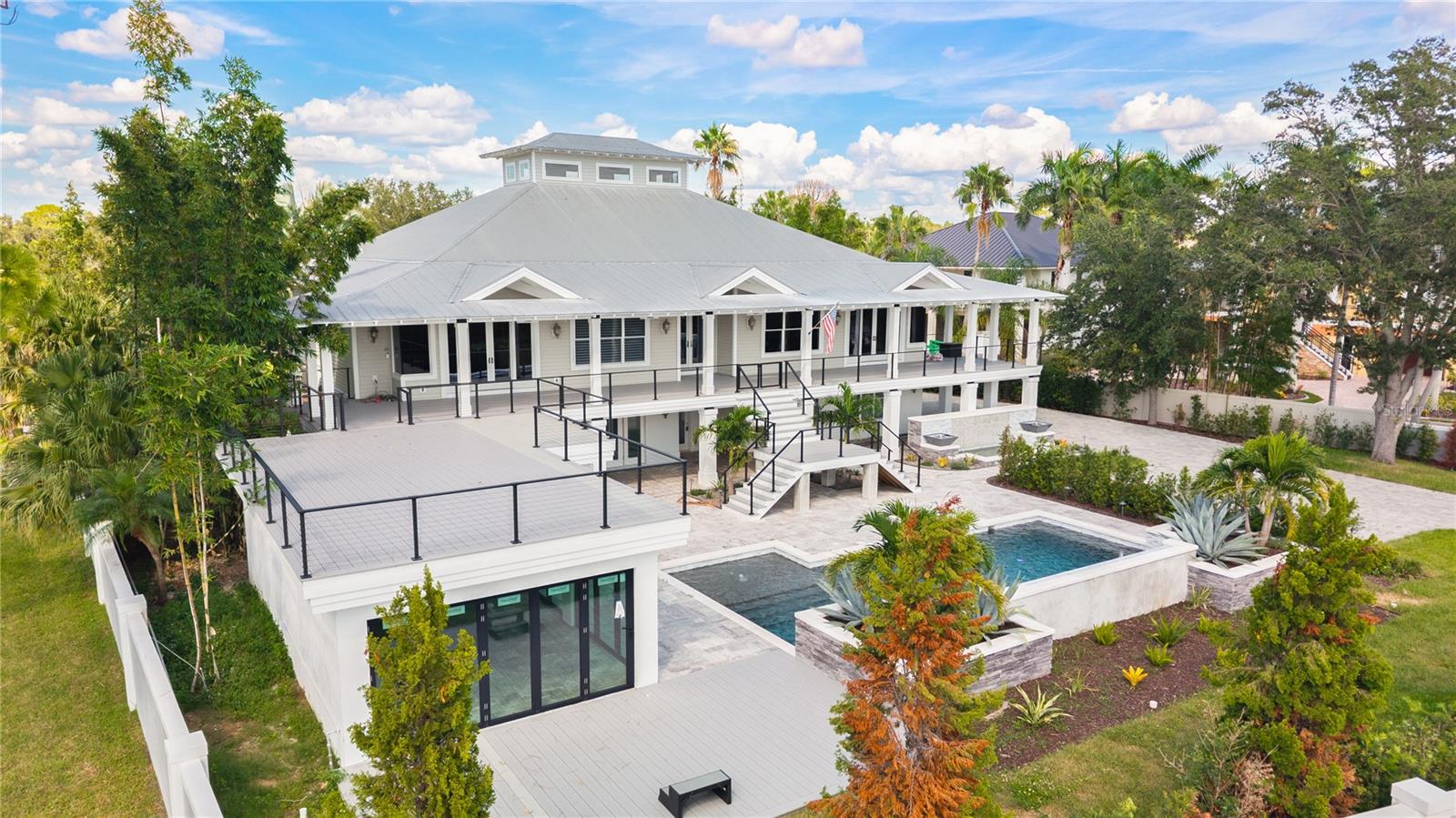 TB8461208 Property Photo