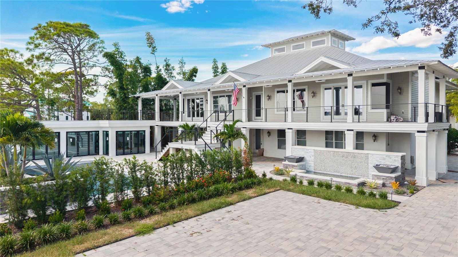 TB8461208 Property Photo