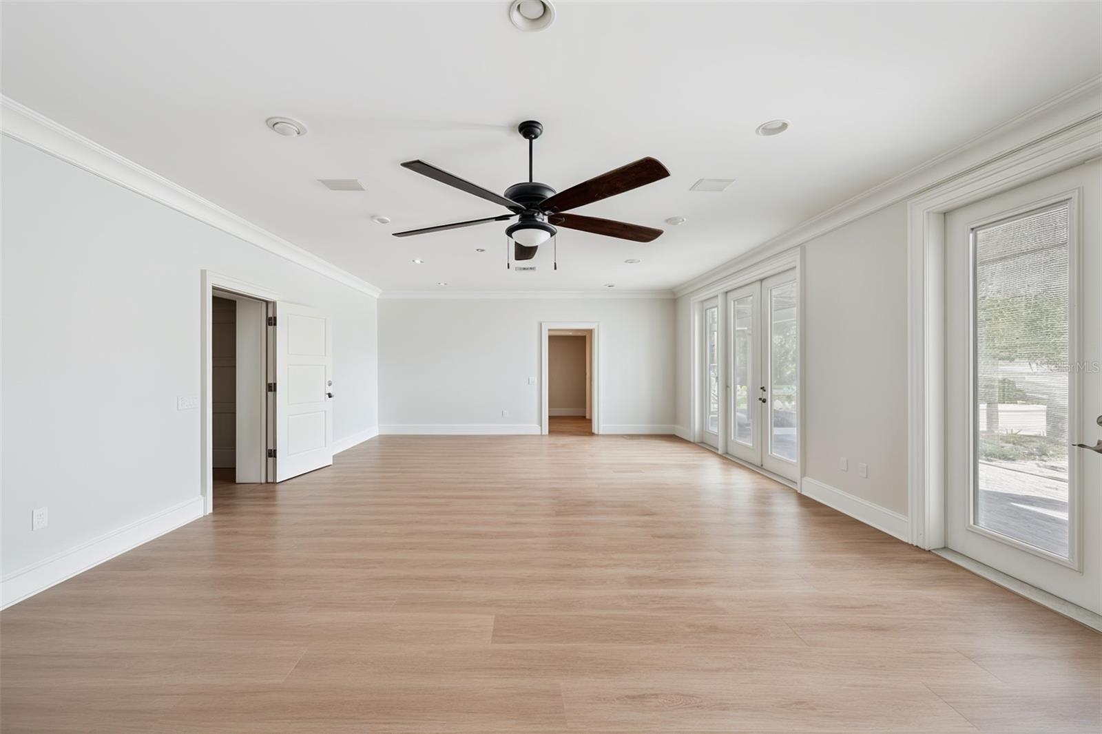 TB8461208 Property Photo