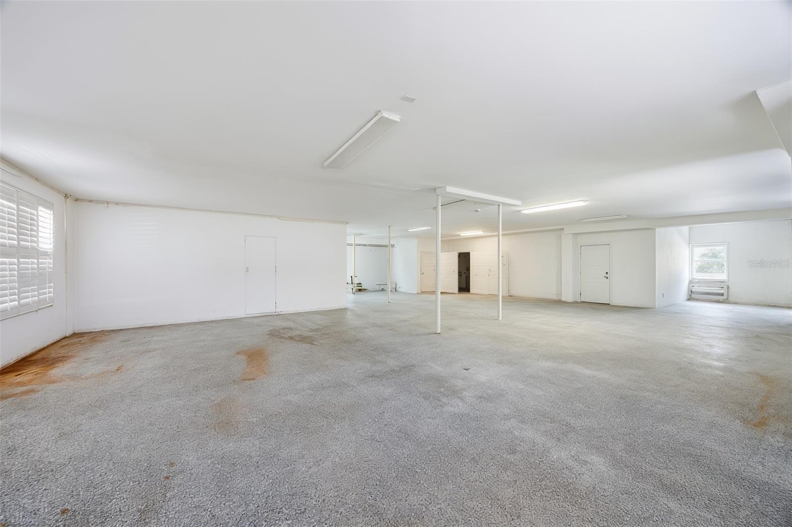 TB8461208 Property Photo