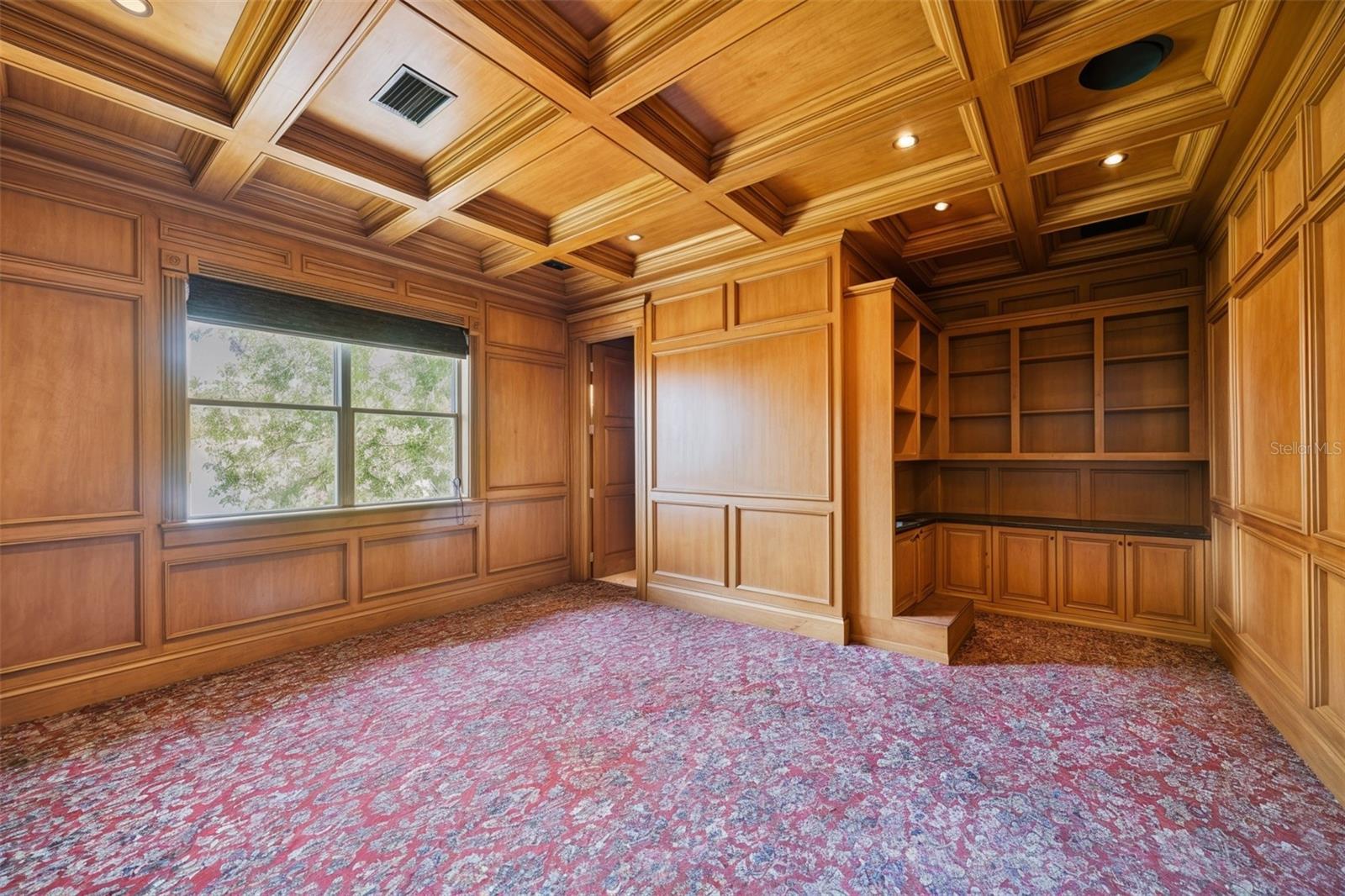 TB8461208 Property Photo