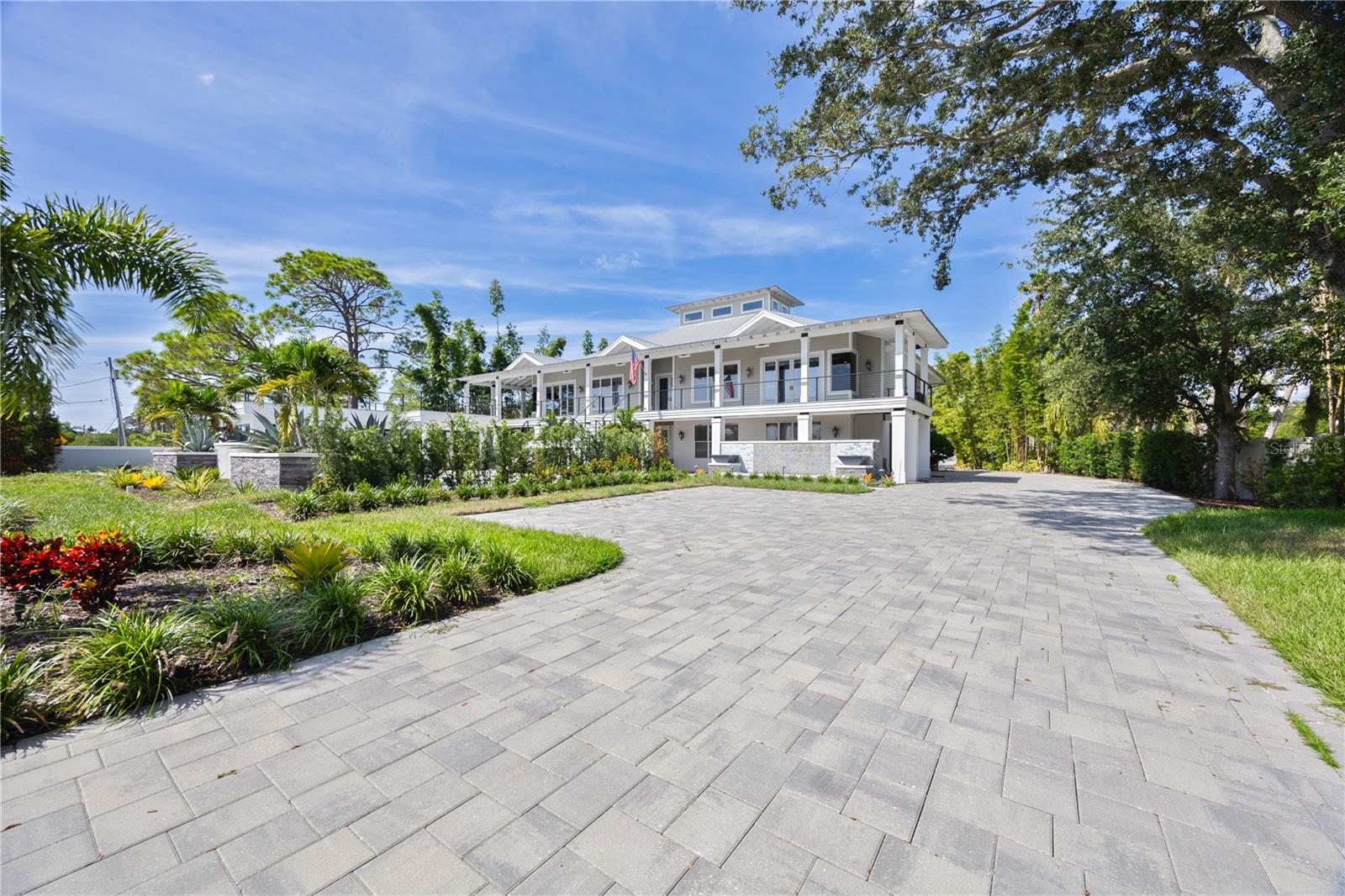 TB8461208 Property Photo