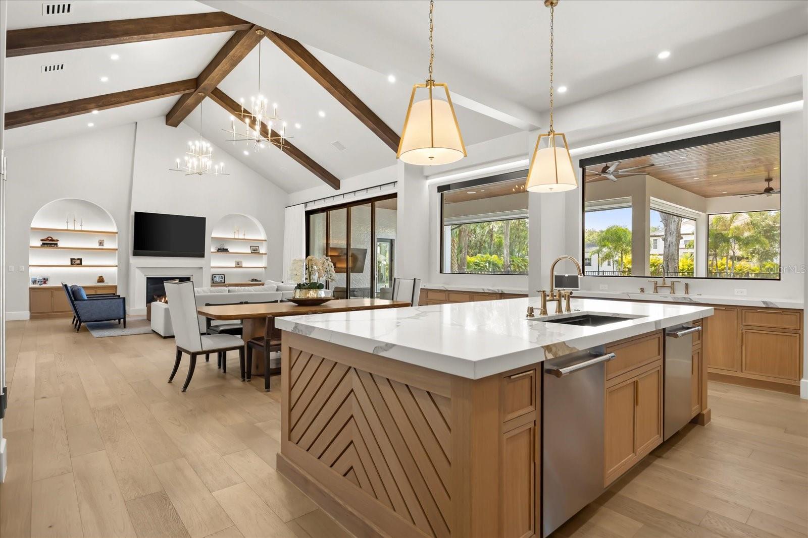 O6371168 Property Photo