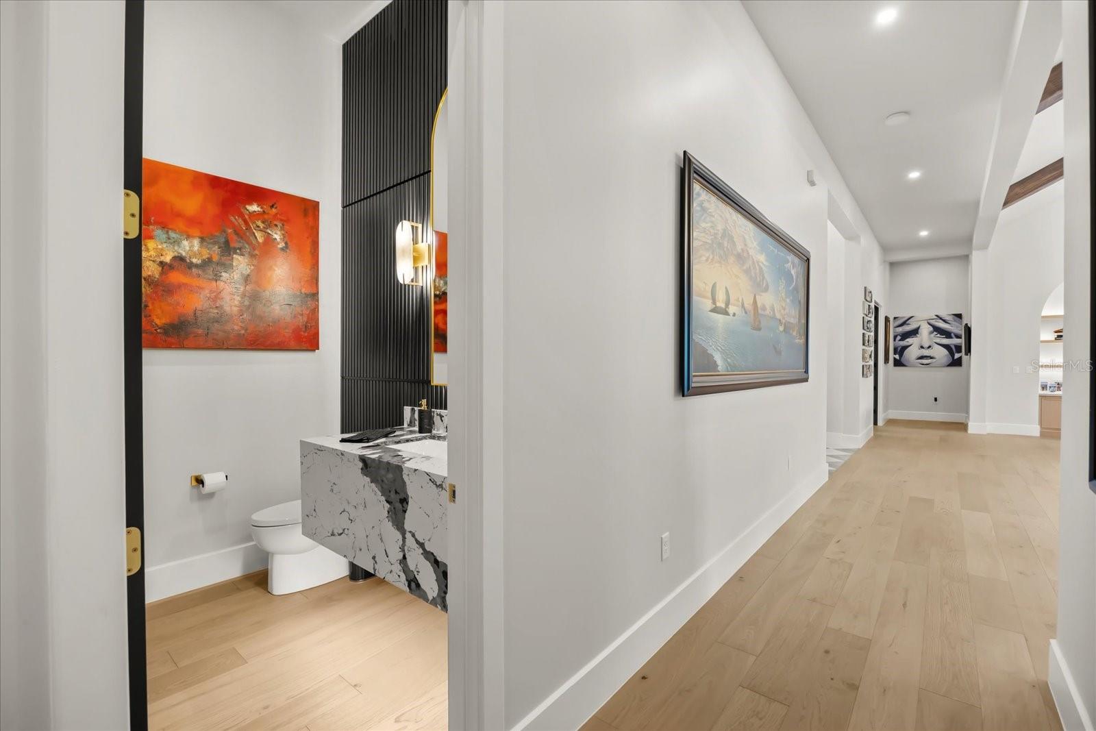 O6371168 Property Photo