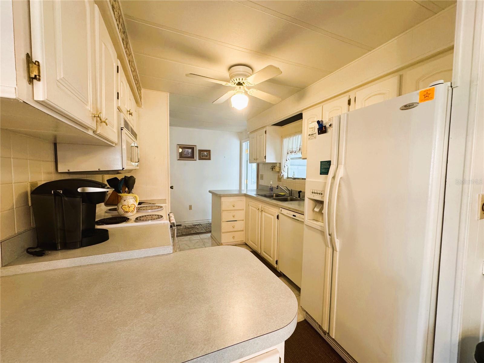 R4910484 Property Photo