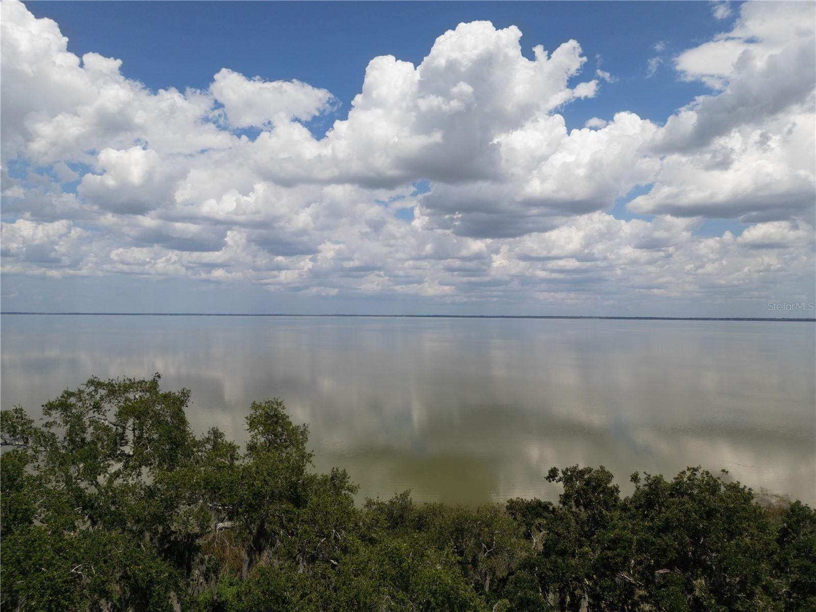 O6371219 Property Photo