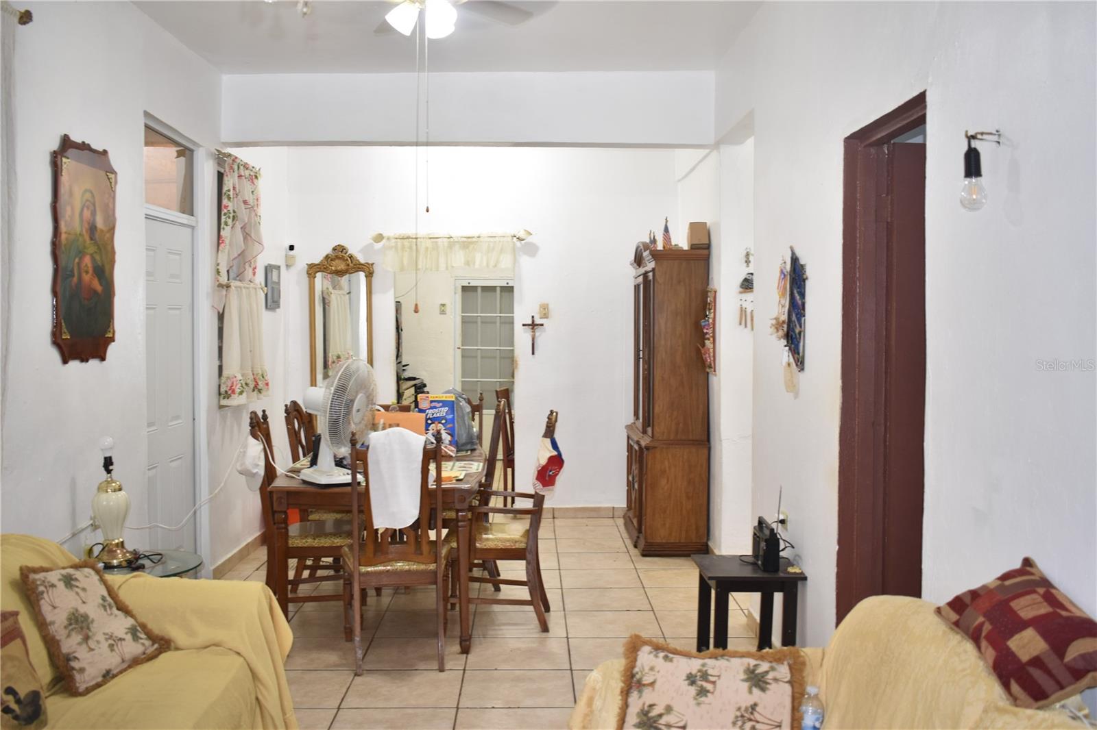 PR9118331 Property Photo