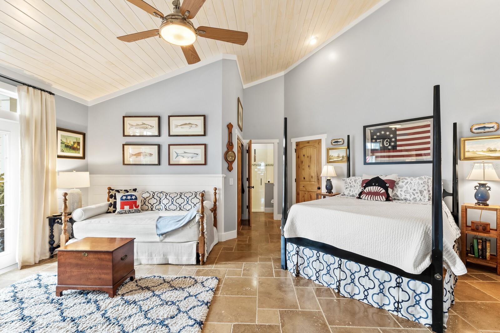 D6145439 Property Photo