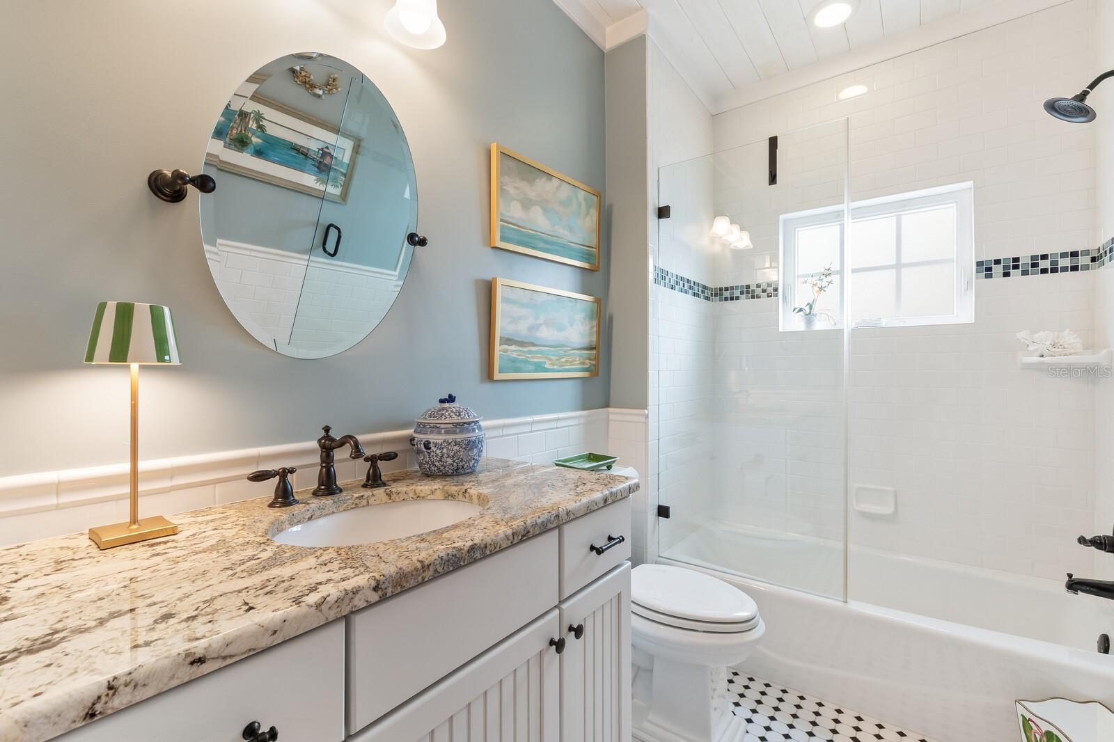 D6145439 Property Photo