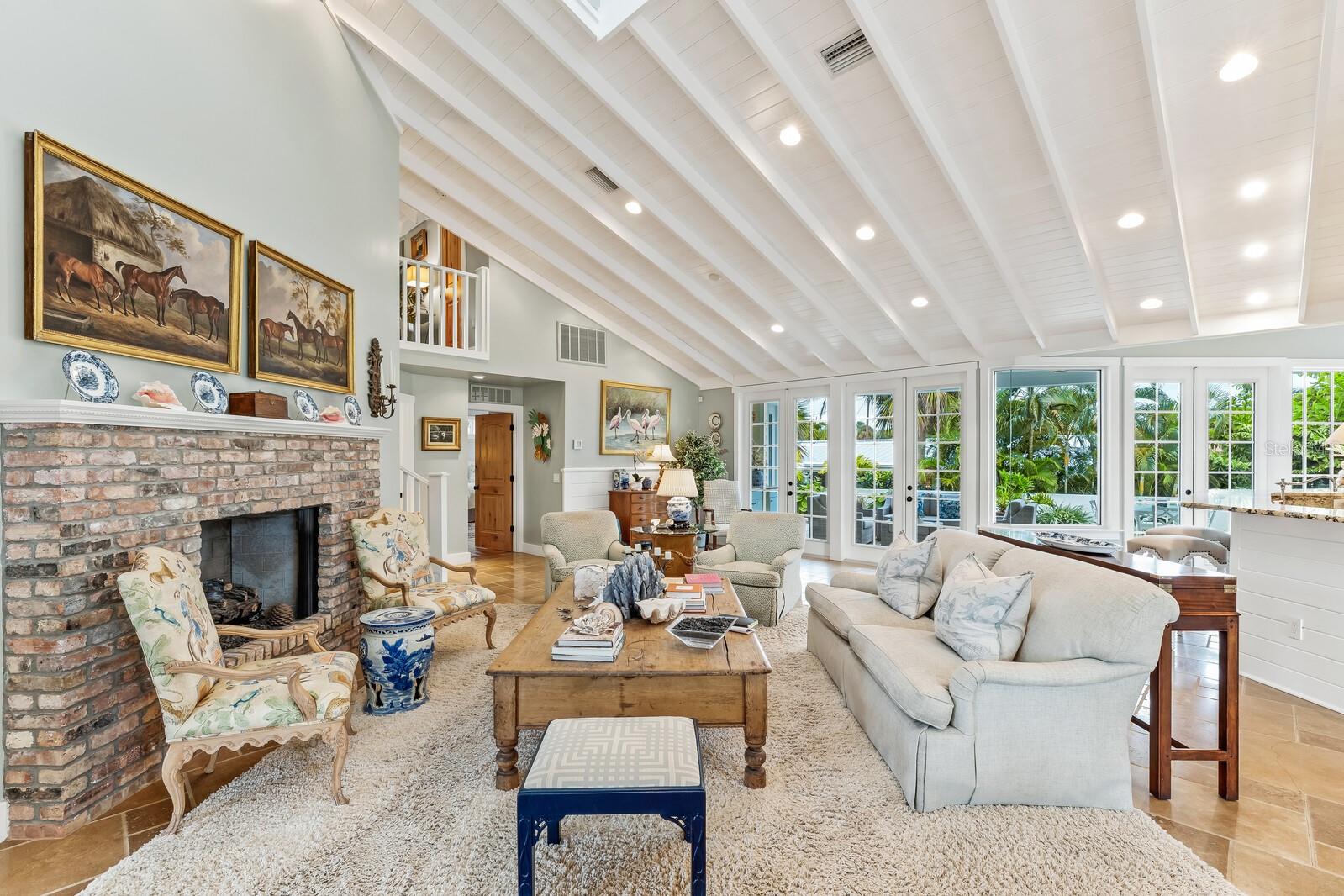 D6145439 Property Photo