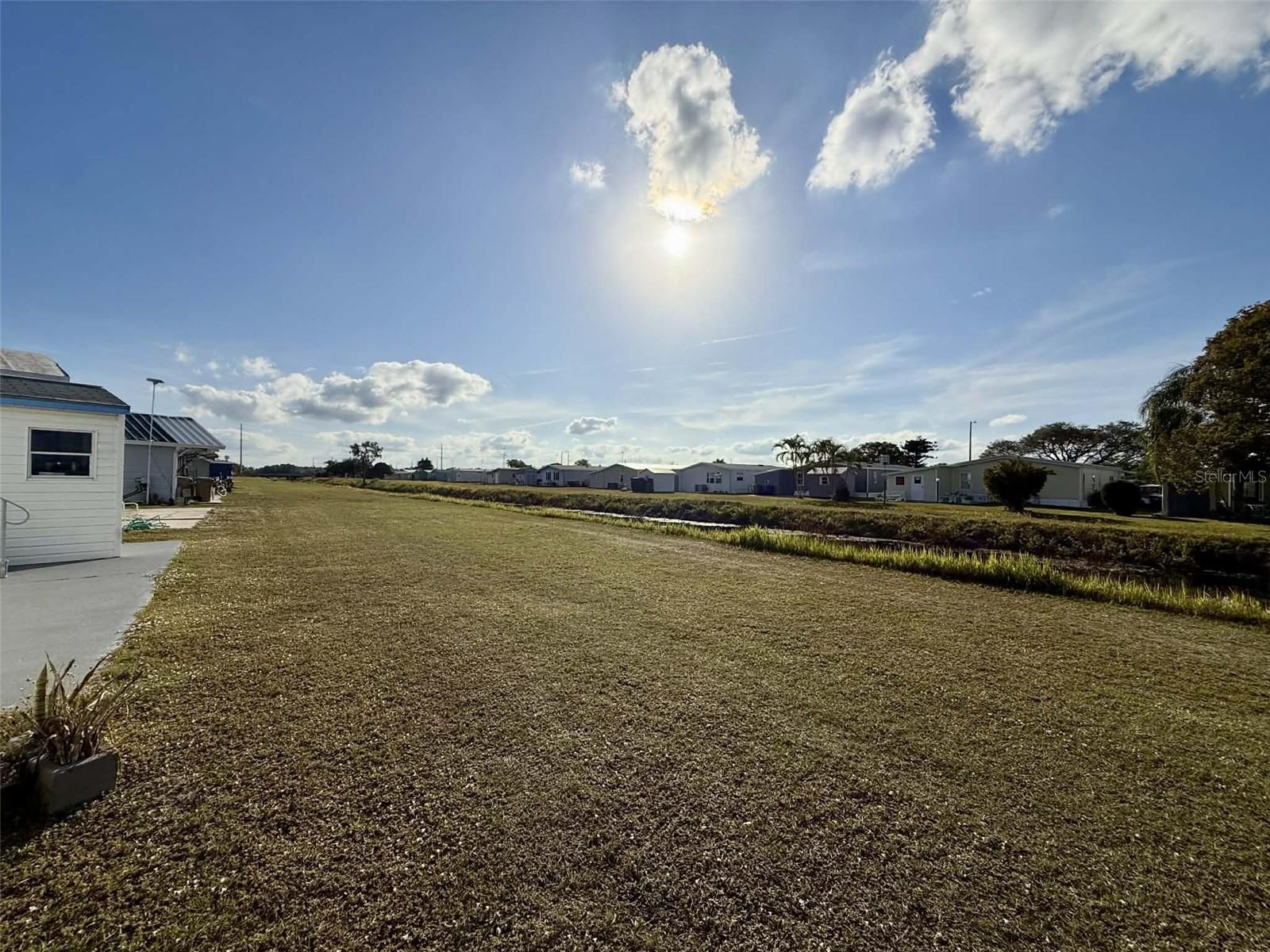 P4937431 Property Photo