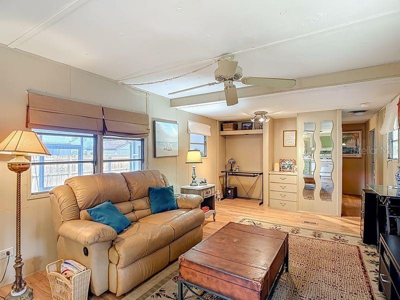 TB8461376 Property Photo