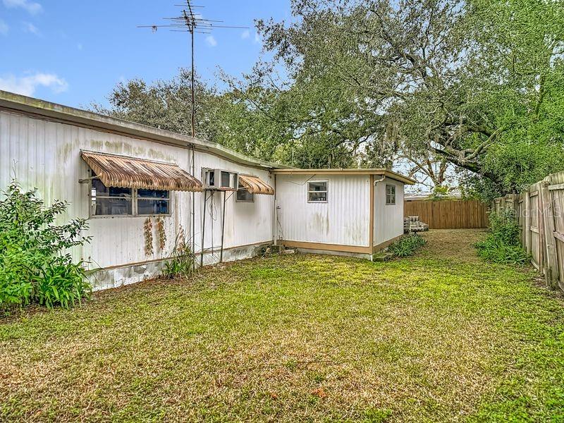 TB8461376 Property Photo