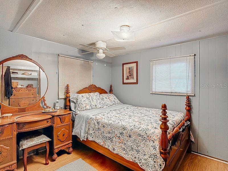 TB8461376 Property Photo